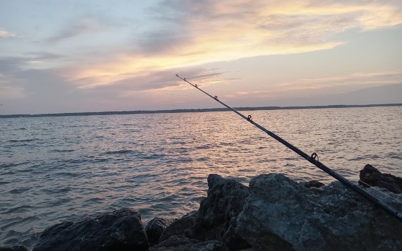 fishing in wind point park